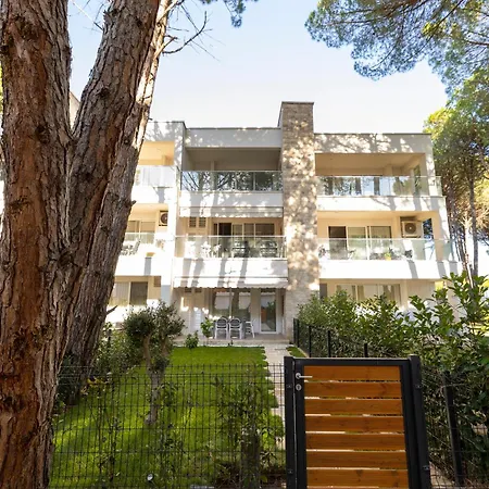 Olive Bay Near Melia Plazhi San Pietro